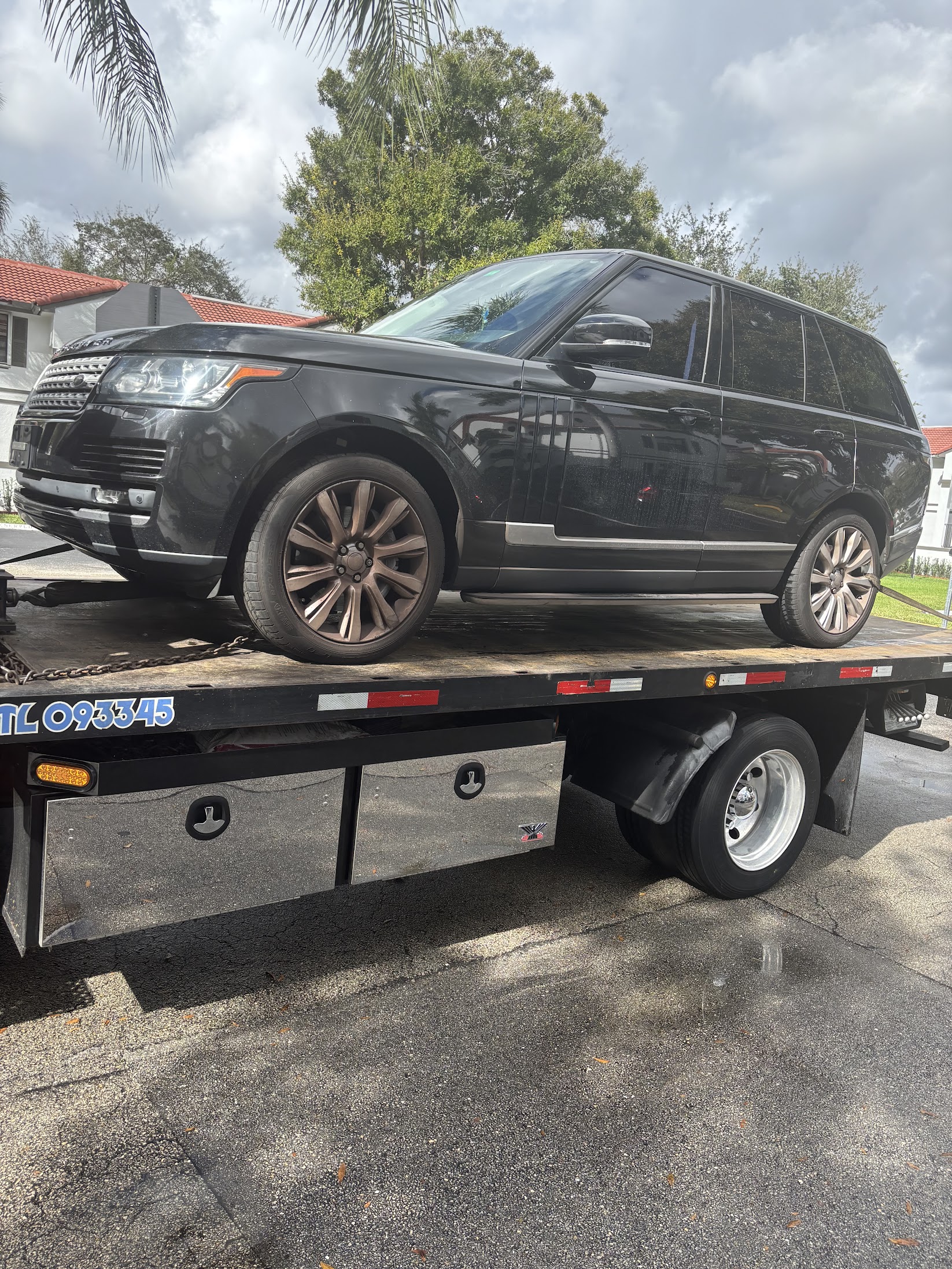 Range Rover being towed
